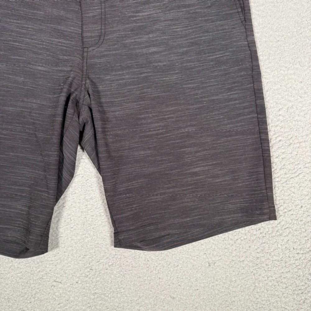 Travis Mathew Shorts Mens 38 Black Hybrid Golf Casual Preppy Performance Logo - Picture 4 of 10
